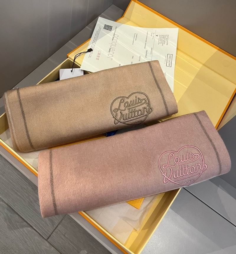 Louis Vuitton Scarf